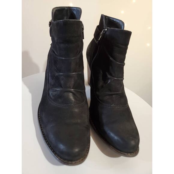 PAUL GREEN Jano black nubuck leather ruched ankle heeled  Paul Green Munchen Women\'s 7.5 Jano Nubuck Black Suede Leather Ankle Booties